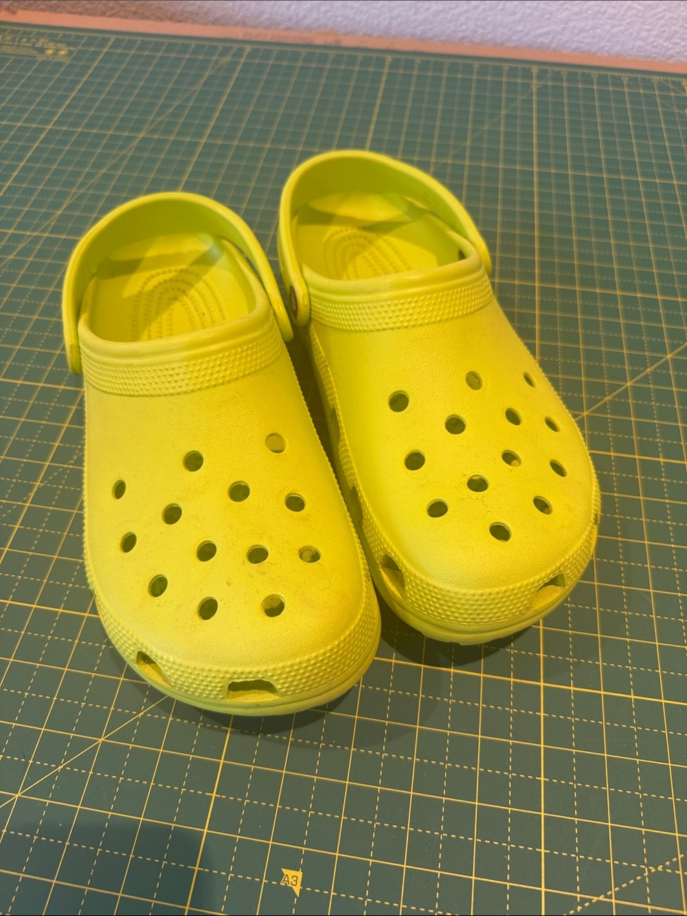 CROCS Neon Yellow green Classic Clog Sandals